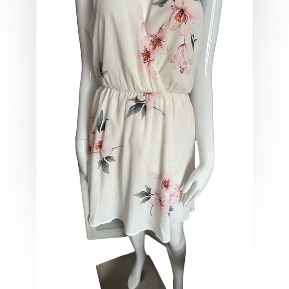 Lush Dress Floral White midi - Picture 2 of 7